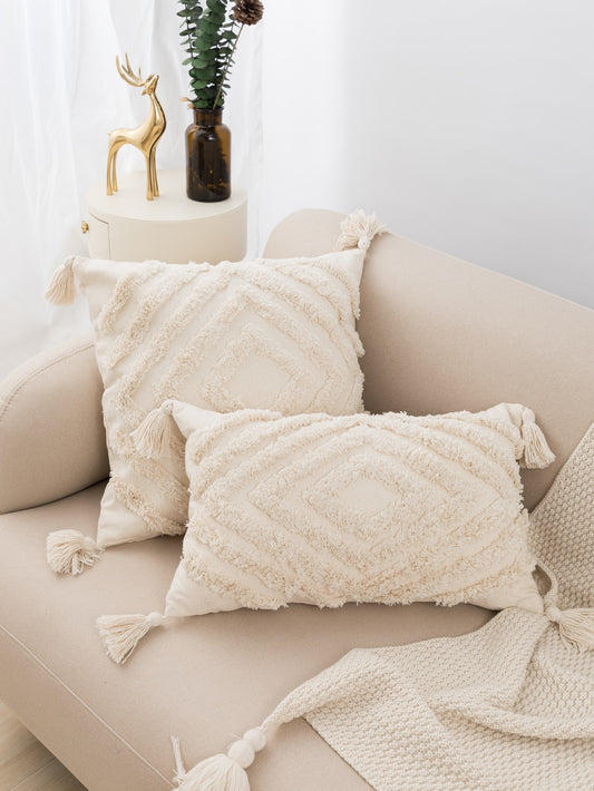 Beige tufted pillowcase